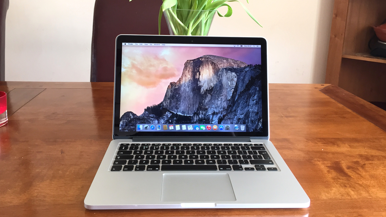 MacBook Pro 13-inch with Retina display (early 2015) deals