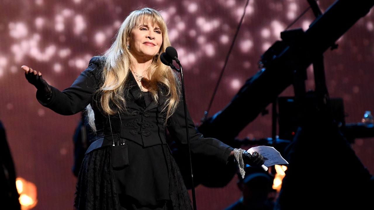 Stevie Nicks Announces Us Headline Tour Dates For Louder