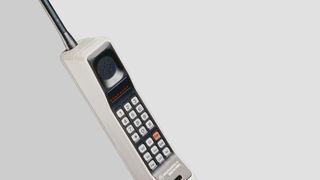 101 Motorola Dynatac 8000X 1983