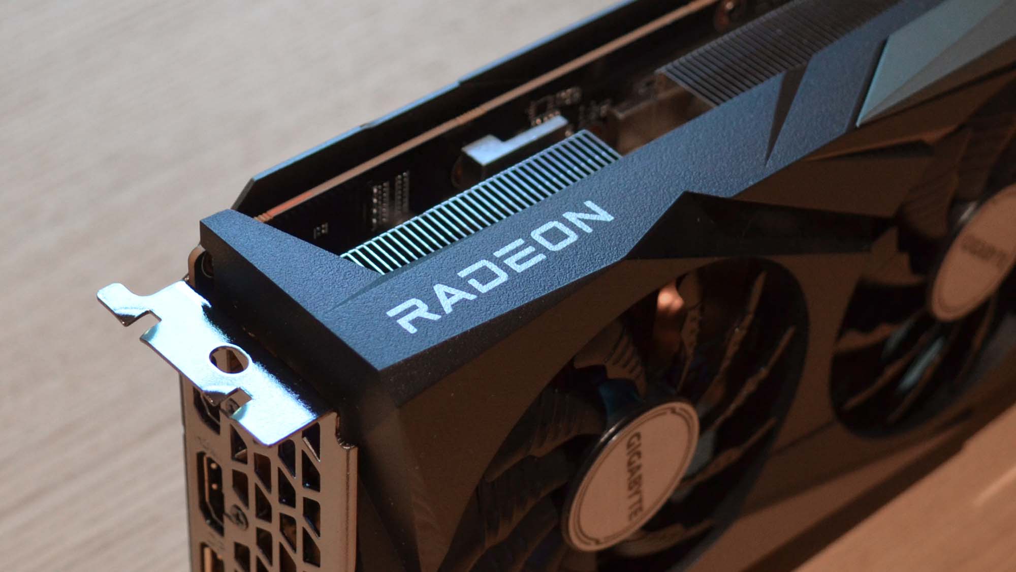 Выпуск графических процессоров AMD RDNA 3 может быть отложен, но не паникуйте