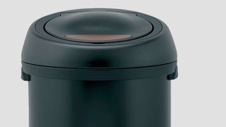 135 Brabantia Sensor Bin 2010