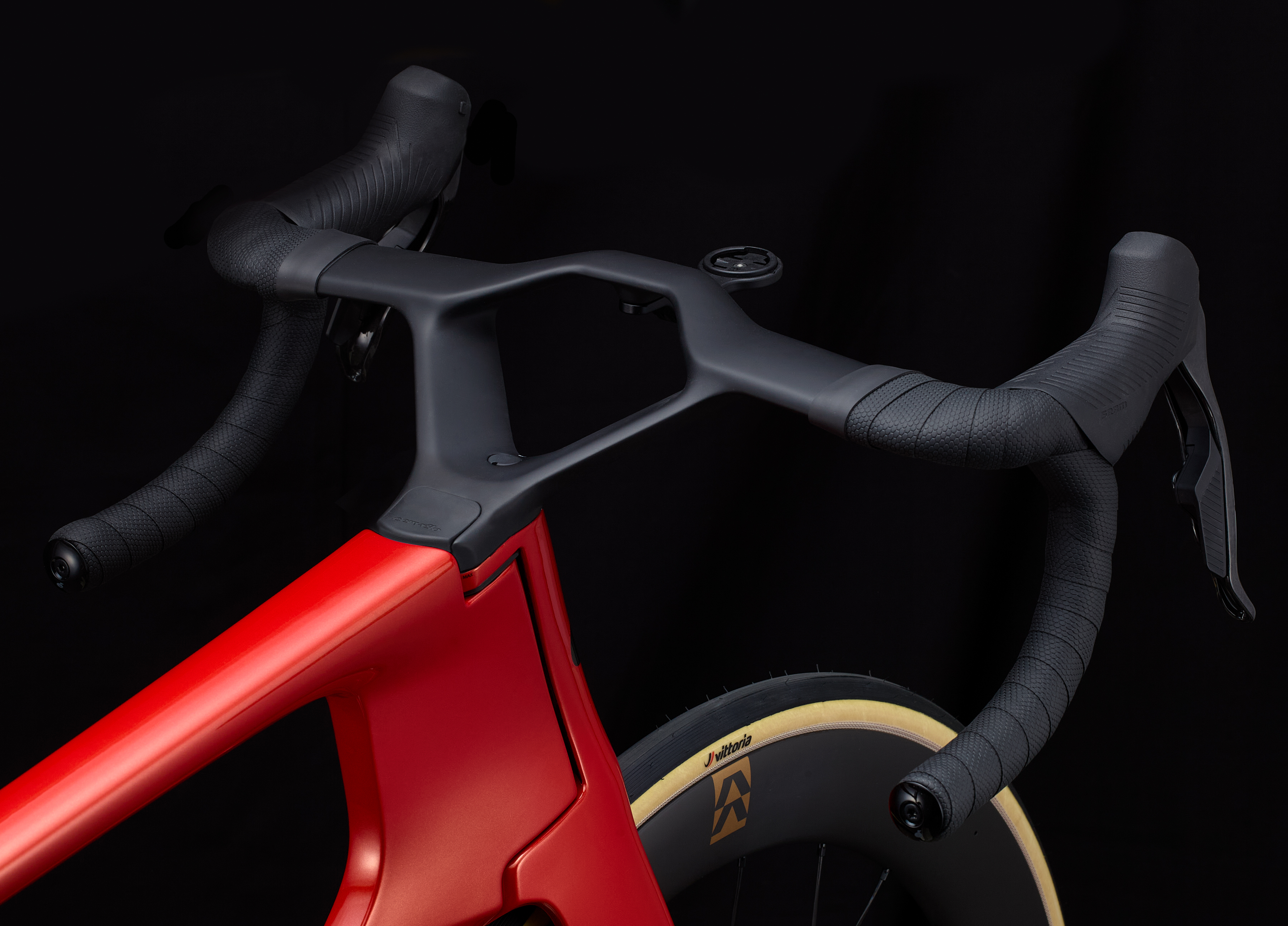 Cervelo S5 two-piece V-stem Hb19 handlebar