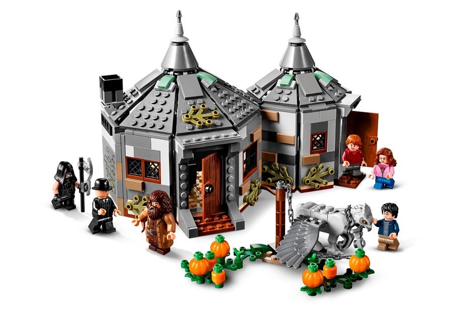Lego Harry Potter: Hagrid's Hut and minifigures