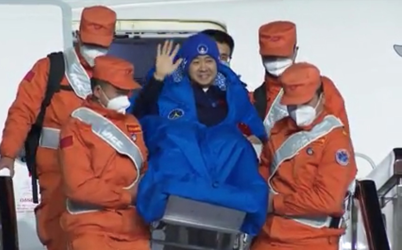 China's Shenzhou 14 astronauts begin recovery on Earth after 6-month mission (video)