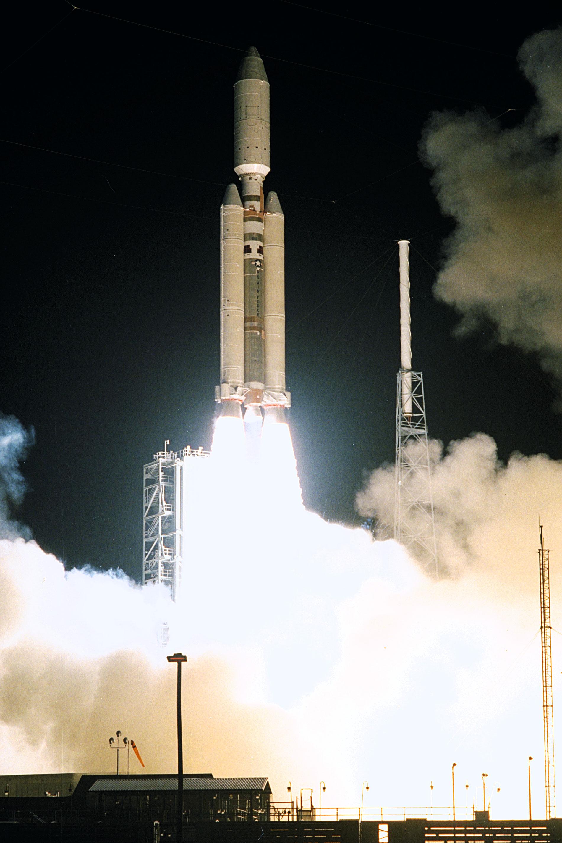 On This Day in Space! Oct. 15, 1997: Cassini-Huygens Probe Launches to Saturn