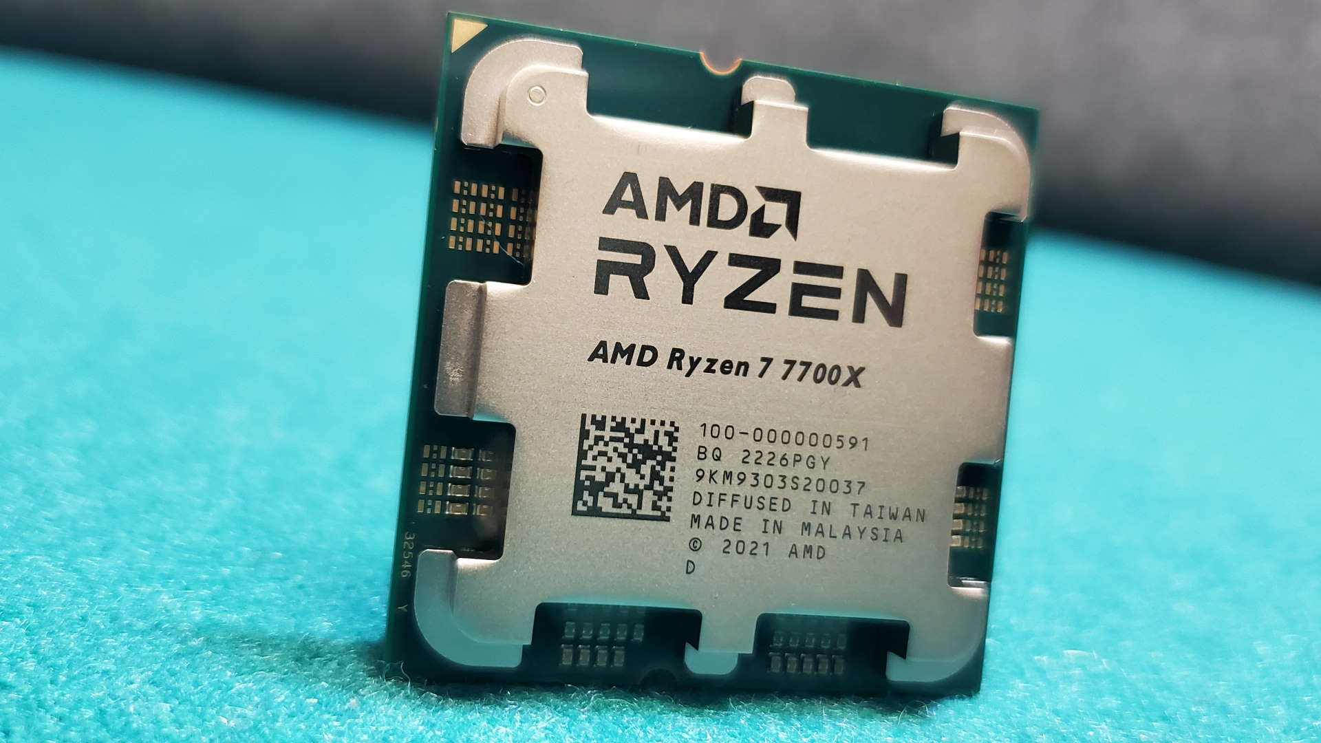 AMD Ryzen 7 7700X