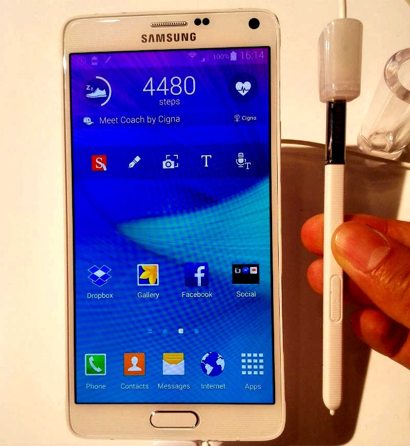 Samsung Galaxy Note 4 Vs Samsung Galaxy S5 All The Specs Compared