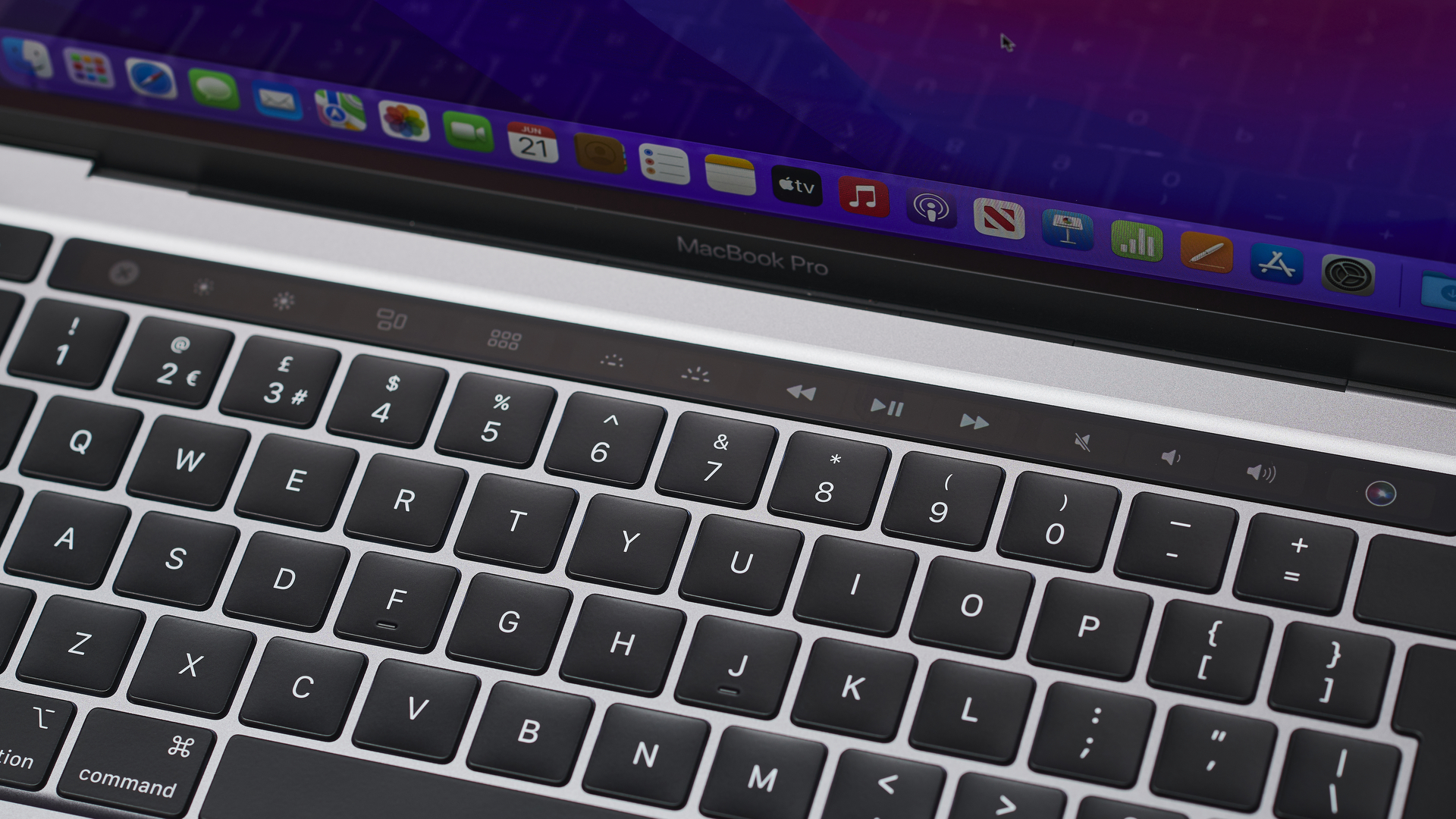 MacBook Pro 2022 мечтает о смерти, поскольку Apple, по слухам, откладывает запуск