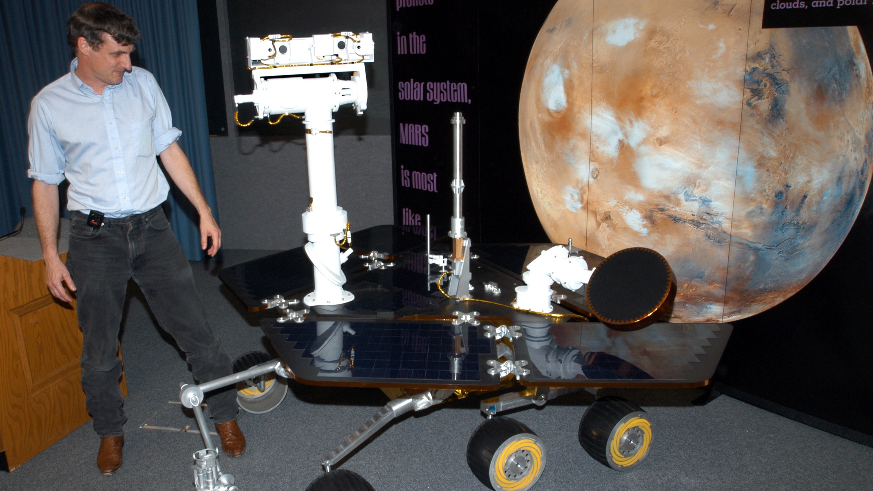 Opportunity Mars rover leader Steve Squyres on 'Good Night Oppy' film, giving up Saturn