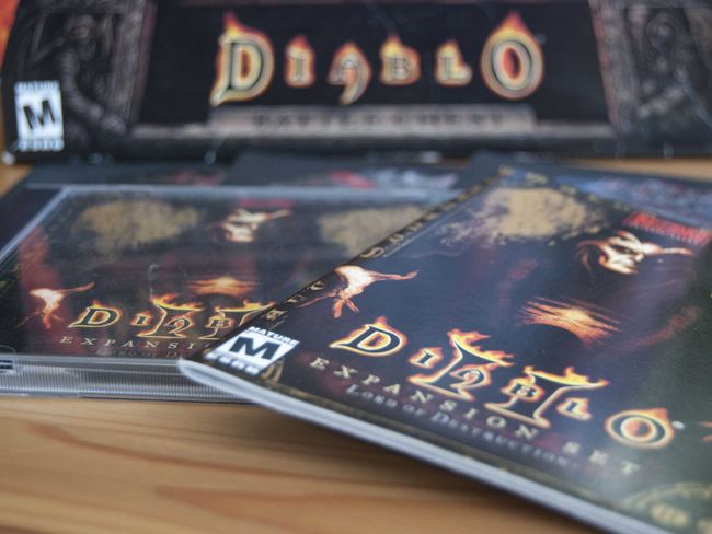 Diablo 2 Resurrected Release Dates Patch 2 5 Ladder Season Leaks