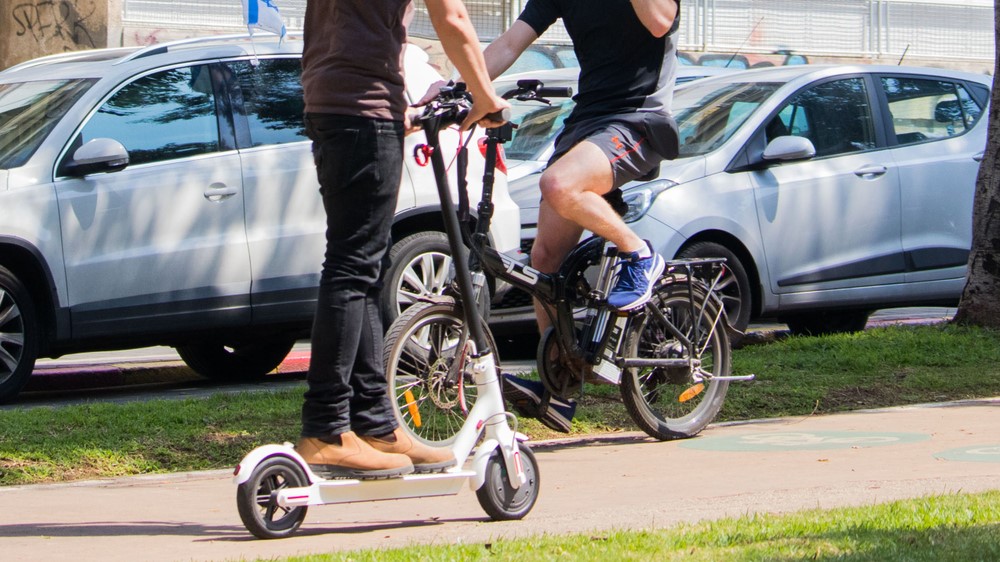 Electric scooter and bicycle