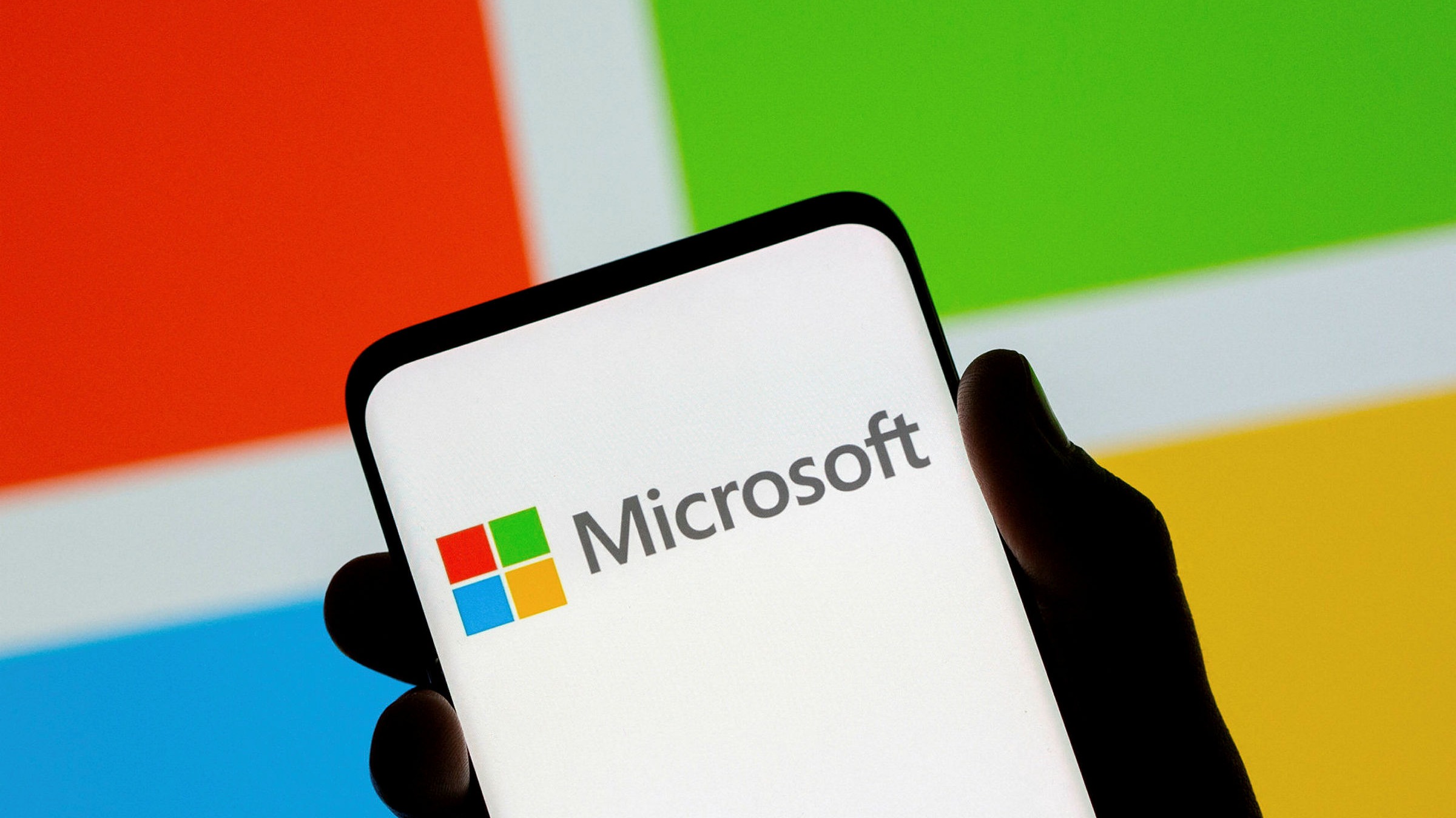  Microsoft president clarifies EU cloud agreement, popular games will be 'automatically' licensed to competitors and 'this will apply globally' 