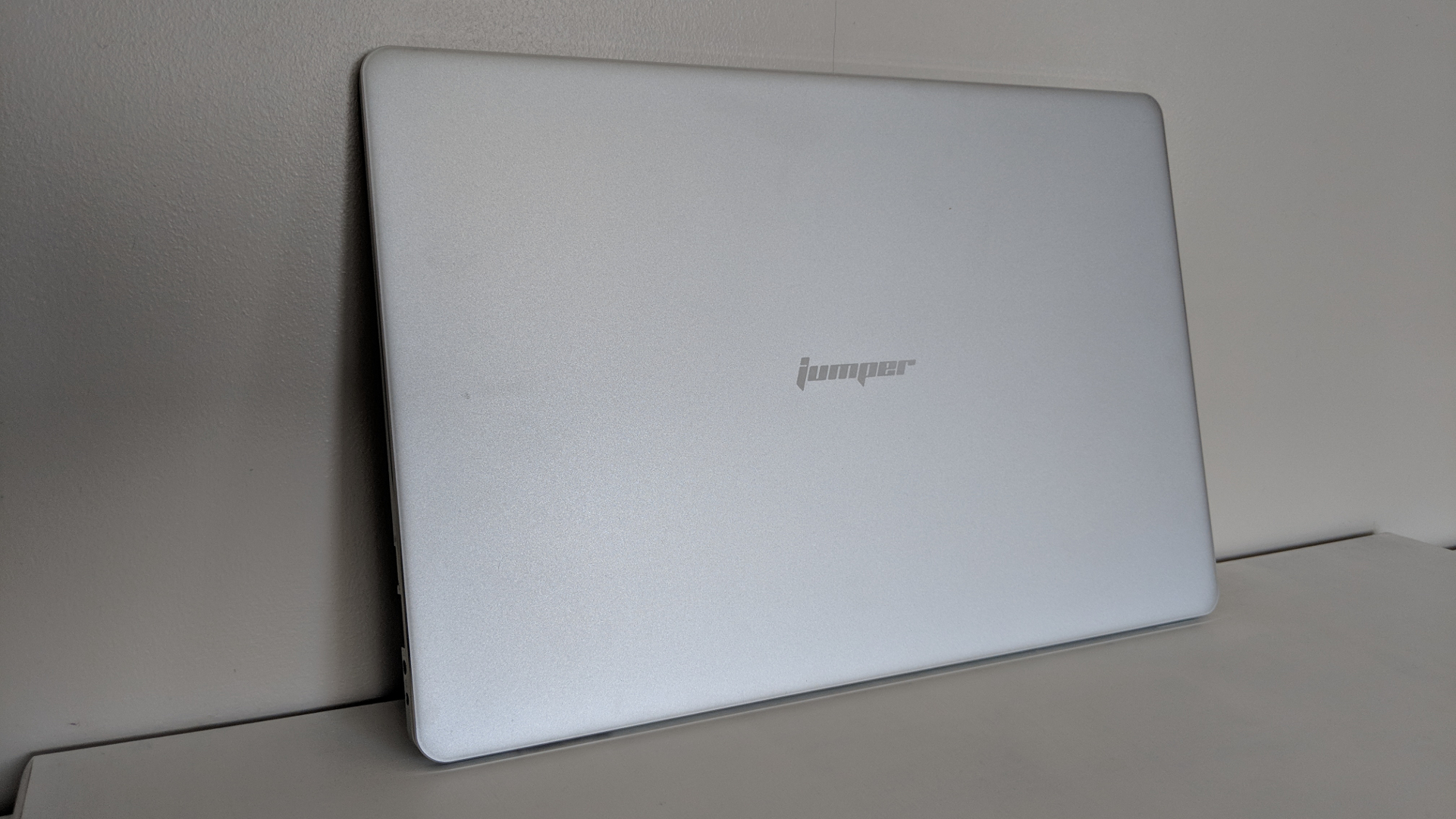 Jumper EZBook X4