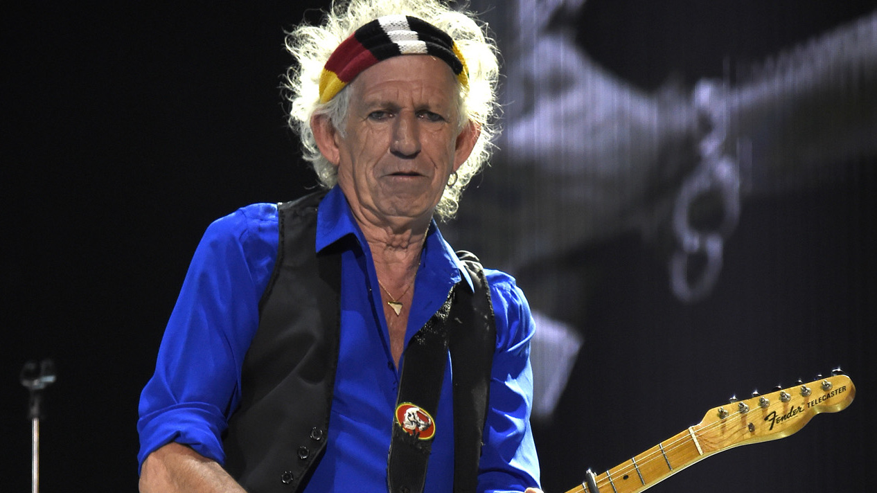 keith richards: i"m as black as the ace of spades