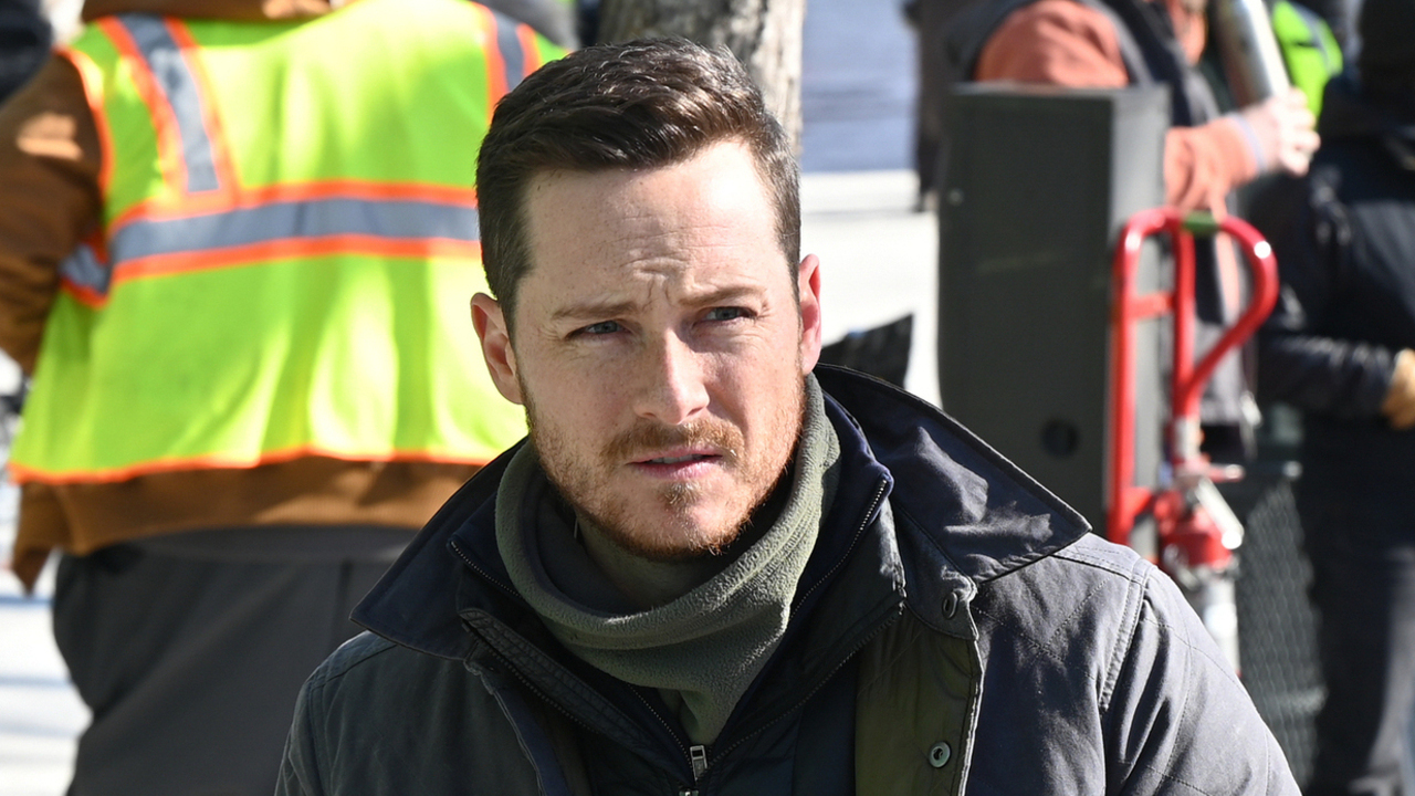 Chicago P.D.'s Jesse Lee Soffer Explains How His Directing Debut's Original Ending Changed, Plus Perks From Playing Halstead