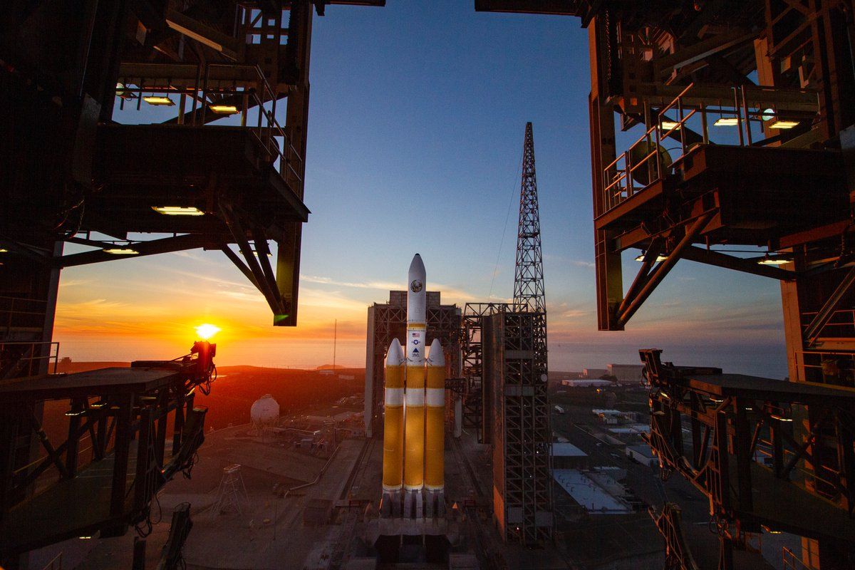 Last Minute Glitch Delays US Spy Satellite Launch Space