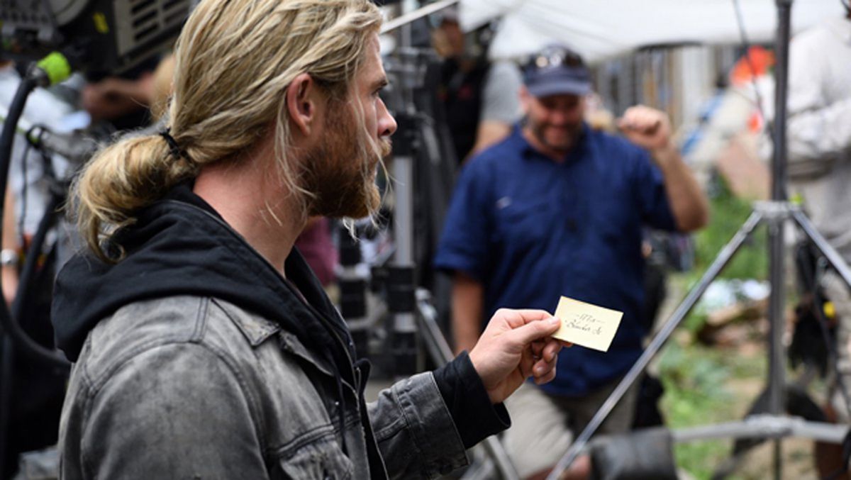 Thor: Ragnarok's director is being very coy about that potential Doctor Strange cameo