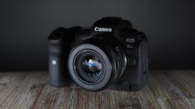 Canon RF 50mm f/1.8 STM
