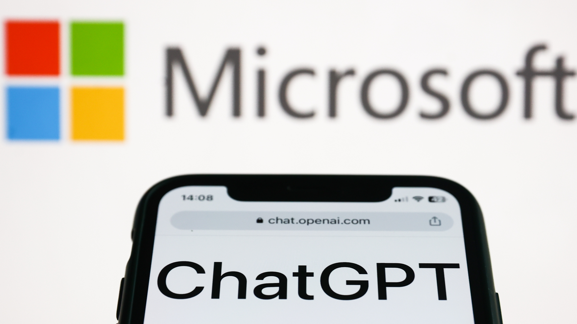 Microsoft'un ChatGPT ve DALL-E'nin yaratıcısına 10 milyar dolar yatırım yapmayı planladığı bildiriliyor