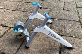 Tacx Flow Smart Turbo Trainer