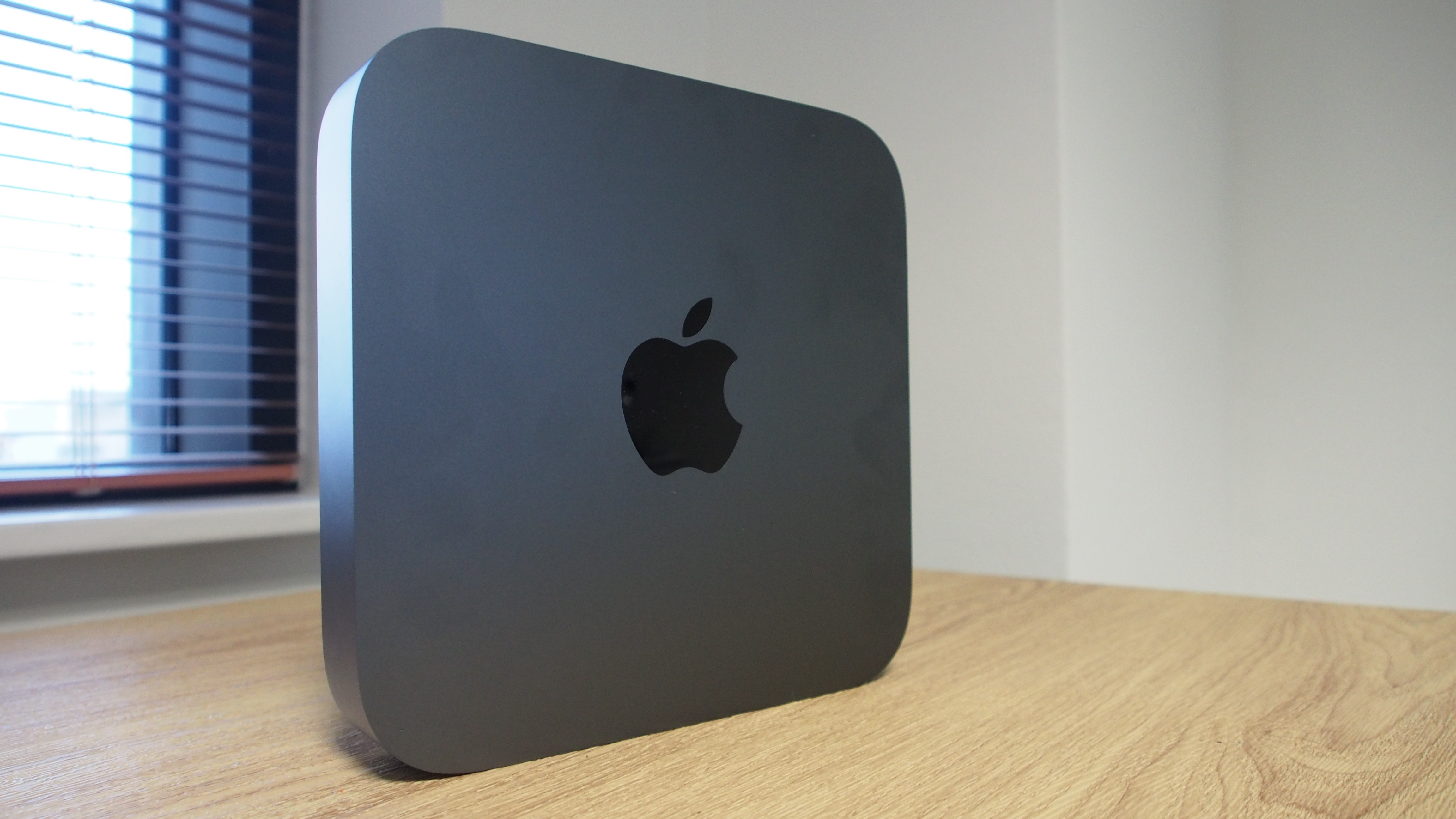 Apple Mac mini (Late 2018)