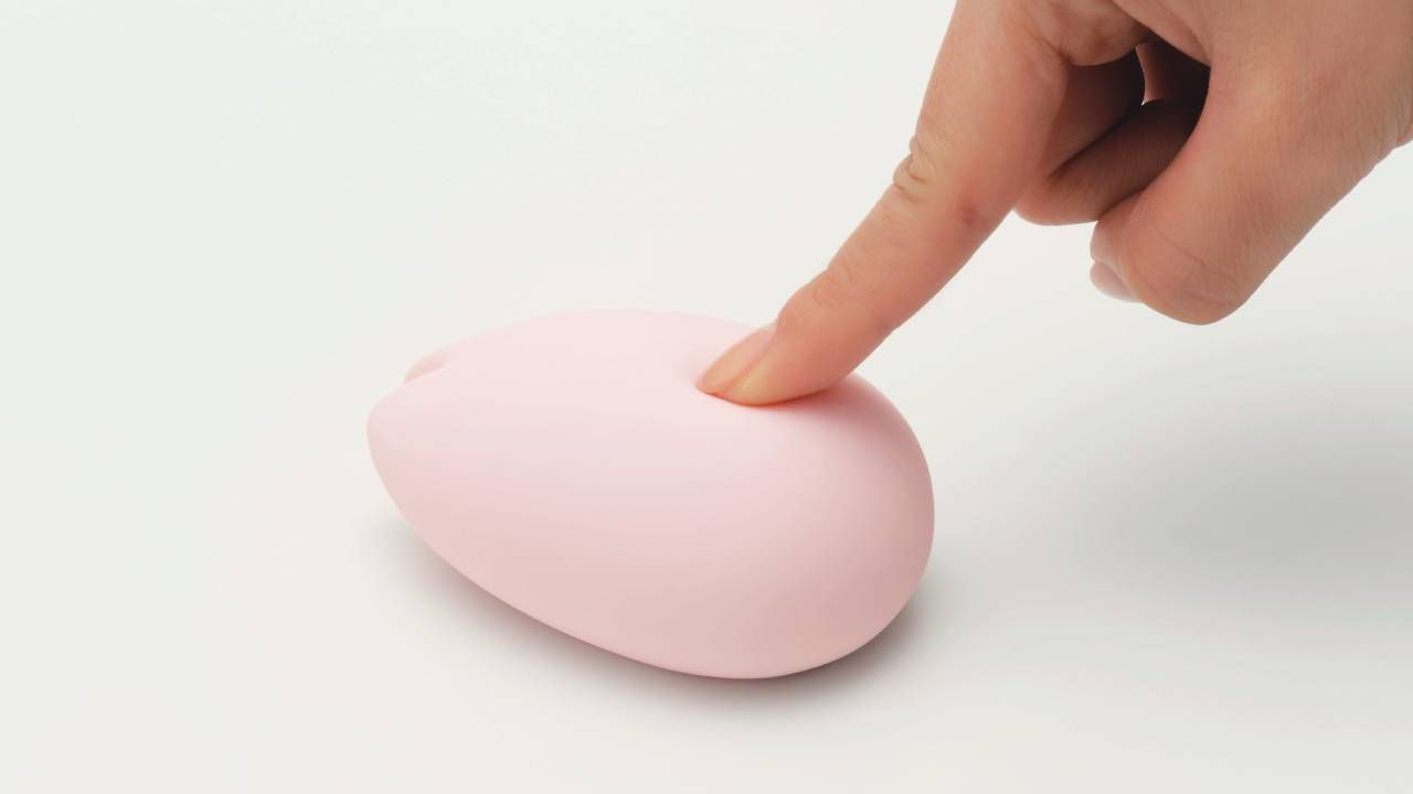 Tenga Iroha Sakura Review This Flower Inspired Sex Toy Truly Blossoms T