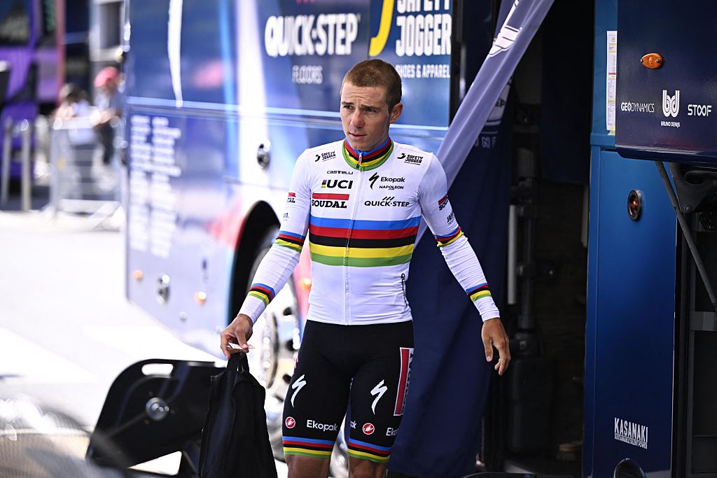 Tour de France stage 5 Live - Evenepoel, Pogačar and Vingegaard set to battle for yellow in first time trial of 2025 race