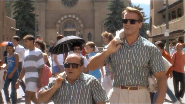 A still from the movie twins