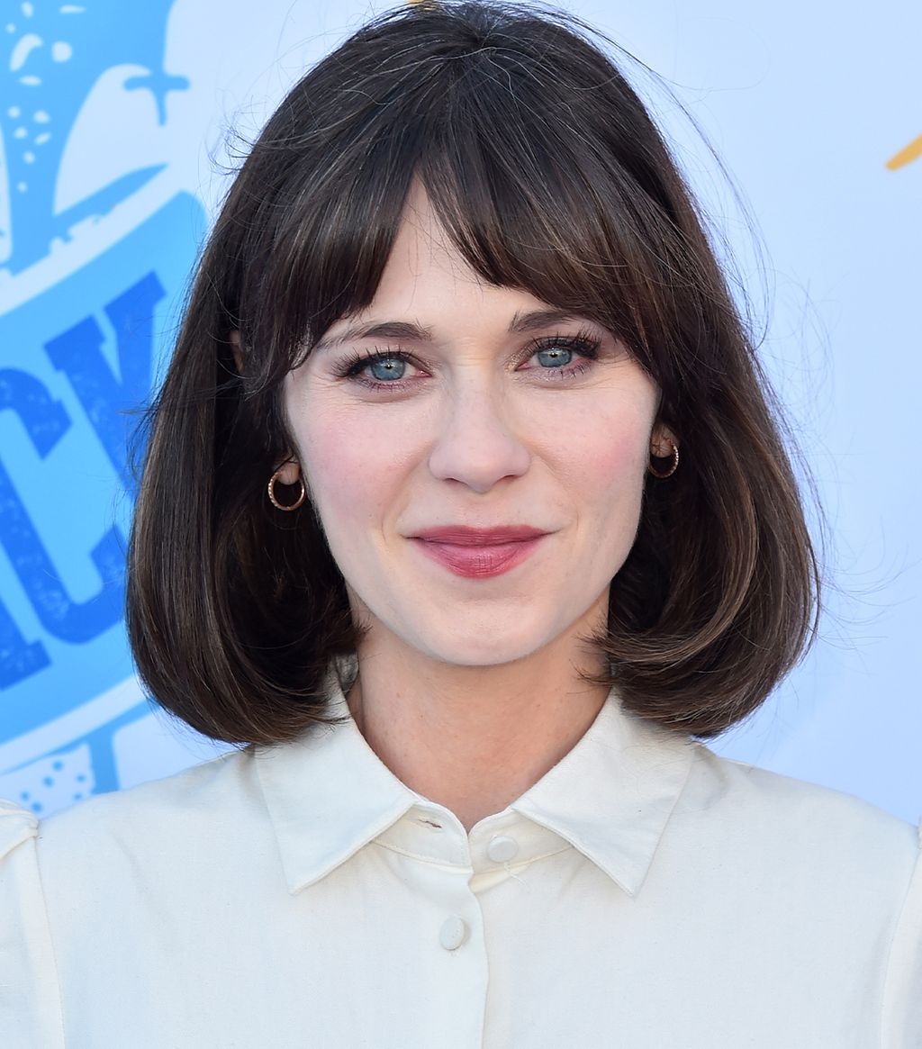 The Chicest Hairstyles To Wear With Wispy Bangs In Who What Wear