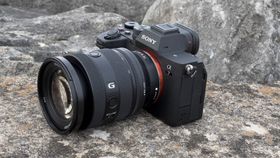 Sony FE 20-70mm f/4 G