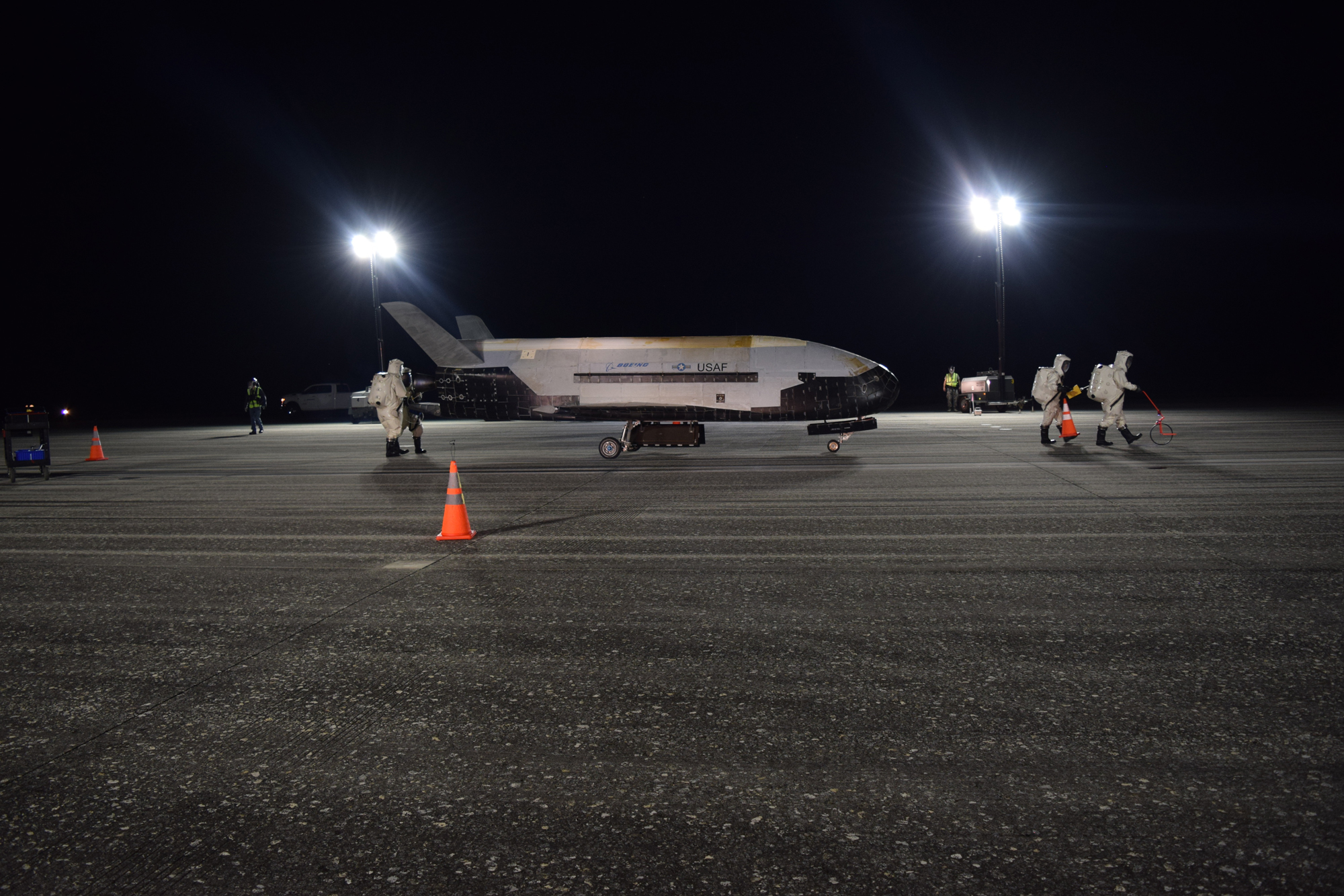 US Air Force's X-37B Space Plane Lands After Record 780-Day Mystery Mission