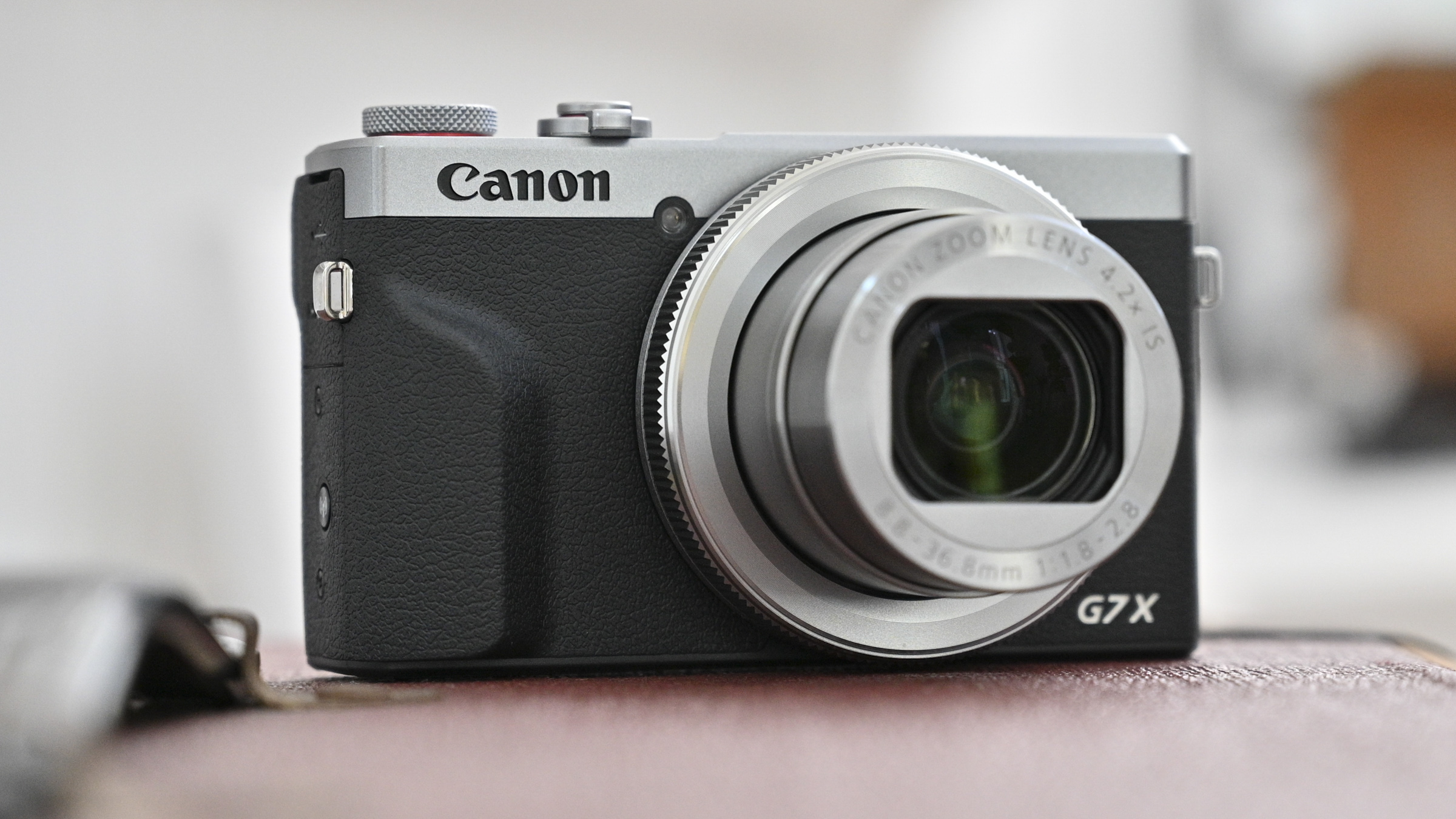 Best compact camera: Canon PowerShot G7 X Mark III
