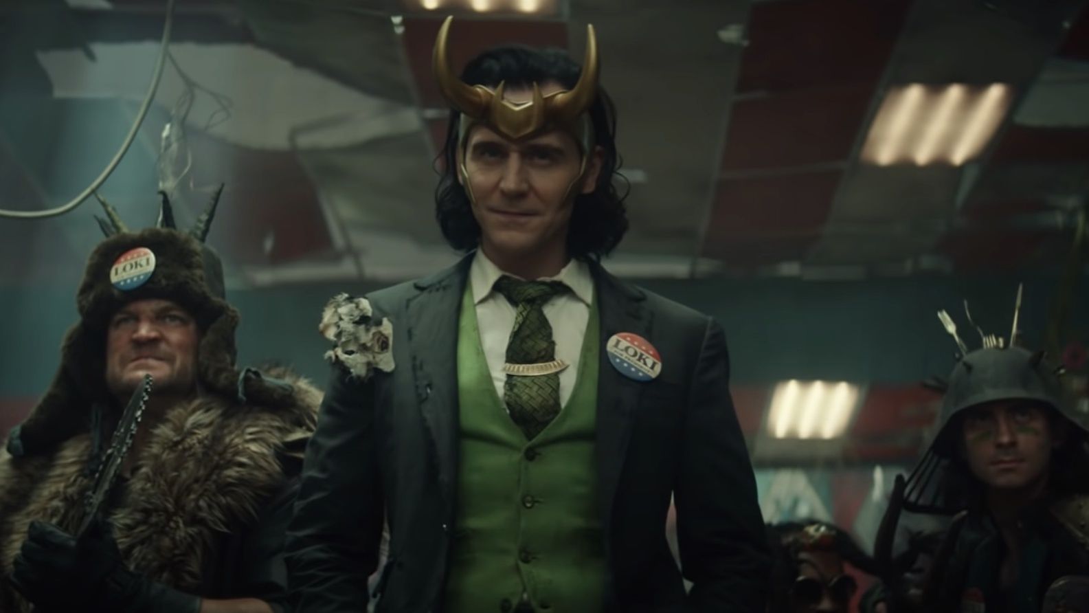 Why The Loki Trailer Could Be Teasing Lady Loki Not Black Widow