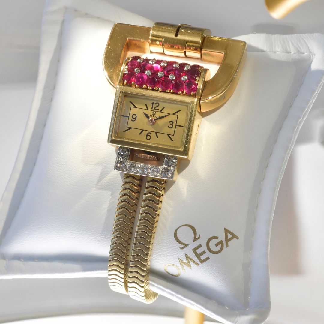  Omega brings its 'Her Time' exhibition to London 