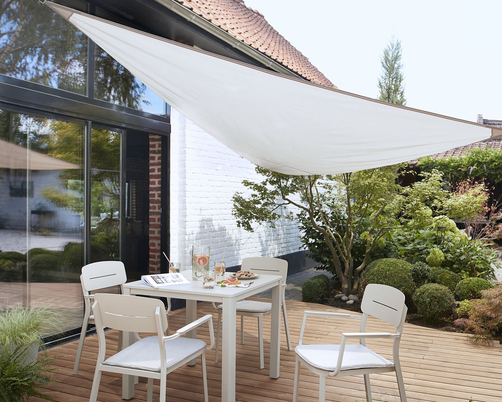 Shade Sail Ideas 10 Easy Ways To Shelter Your Outdoor Space Gardeningetc