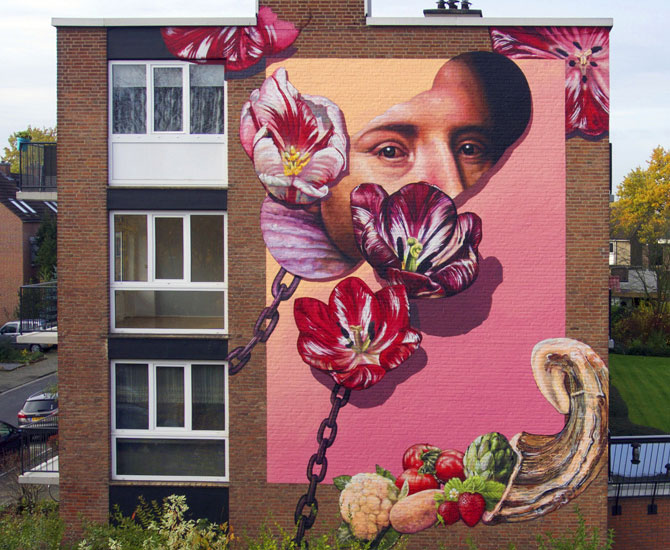 Street art: Gaia