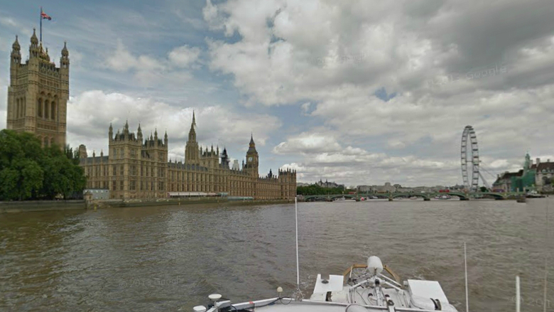 Google Street View lets you sail down the Thames&quot;