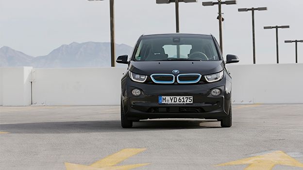 BMW i3 360-degree collision avoidance review: hands on