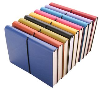 Fiorentina offers a high-end range of leather notebooks