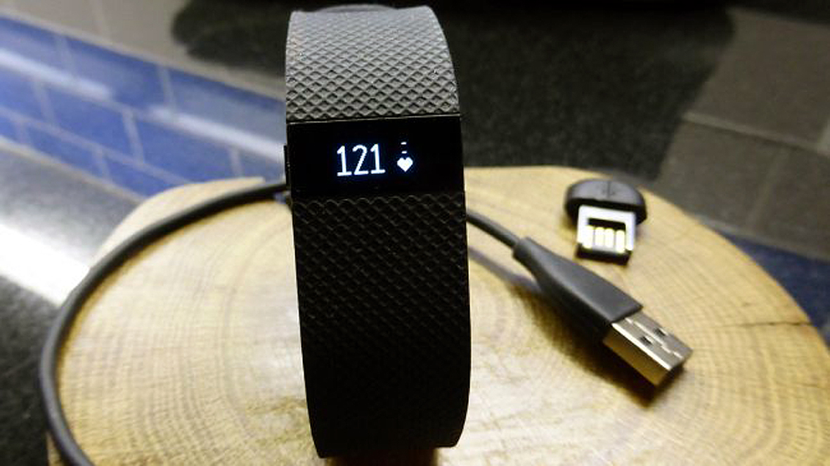 fitbit charge hr activity tracker
