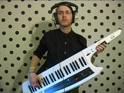 Brett Domino: keytar hero.