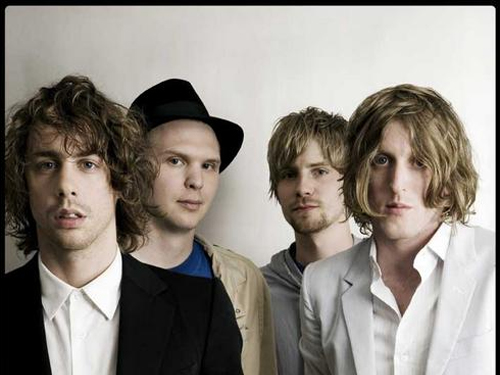 Razorlight: Burrows (far right) and Borrell (far left)