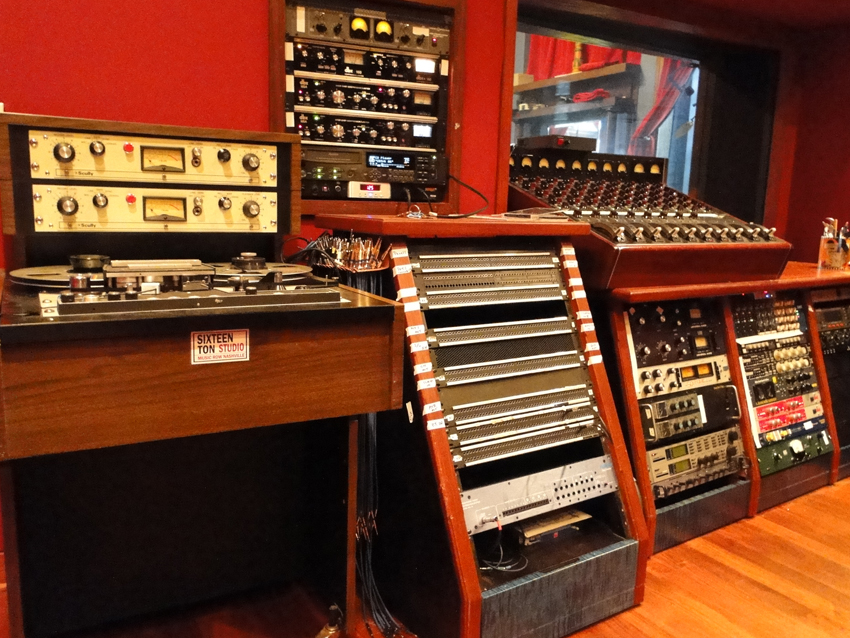 Control Room - gear central