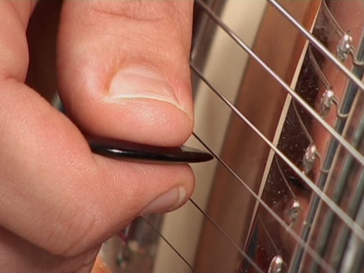 Pinch harmonics