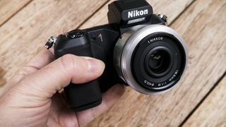 Nikon 1 V2 review