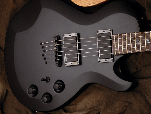 Cort EVL-Z4 £329