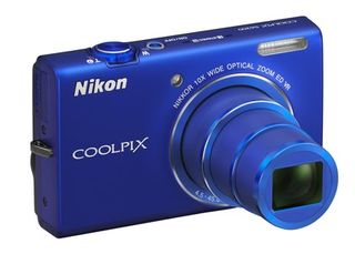 Nikon coolpix s6200