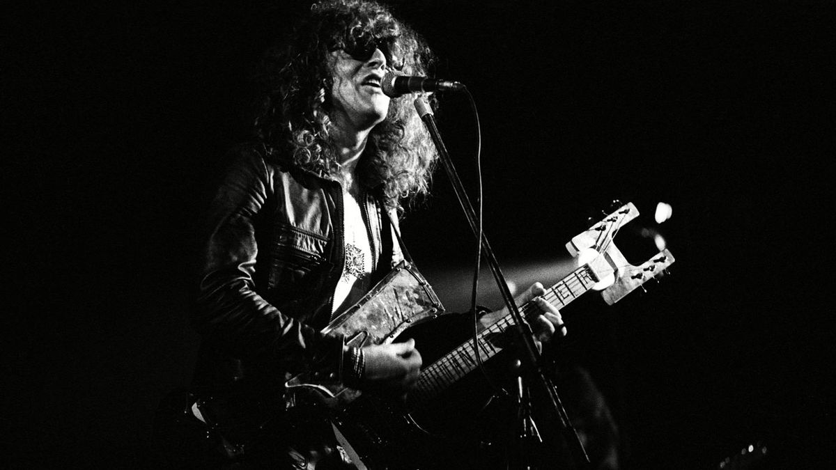 Ian Hunter talks Bowie, Mott The Hoople's mad guitars and the merits of ...