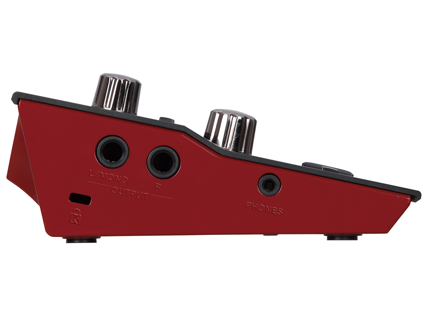 Boss GT-001 side view - left