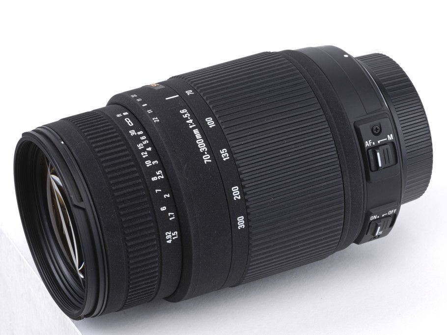 シグマ 70-300mm F4-5.6 望遠レンズ APO ＤＧ ニコン用 - レンズ